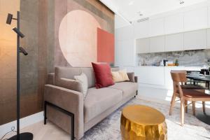 The Motlavian Apartment by Renters Prestige