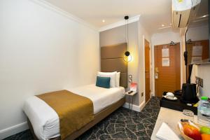 Queens Park Premier London Hyde Park