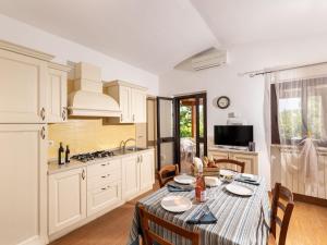 Lovely holiday home with private garden in a beautiful national park