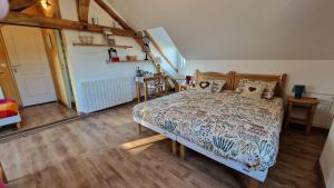 B&B / Chambres d'hotes Les Tilleuls : photos des chambres