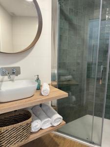 Plaza Victoria Apartments