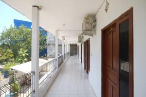 RedDoorz near Plaza Ambarrukmo Yogyakarta