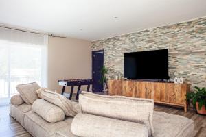 Jolie villa au calme avec piscine