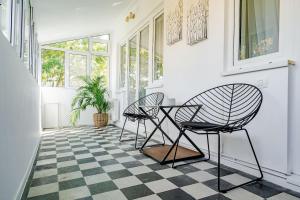 Downtown Jungle Vibes