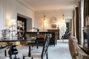 Hotels La Reserve Paris Hotel & Spa : photos des chambres