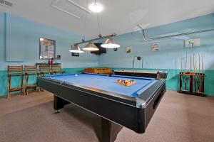 Disney Magic Vacation - A fabulous 4 bed family pool home on Windsor Palms Resort - close to Disney World