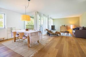 10min zu den Bergbahnen Tiefgarage & Wifi inkl. Bergsicht & Ruhe