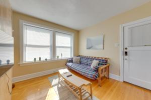 Bright St Louis Abode 5 Mi to Forest Park!