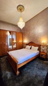 Apartment room in NF Palace Old City Bucharest