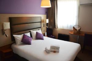 Hotels The Originals City, Au Relais Saint-Eloi, Tours (Inter-Hotel) : photos des chambres