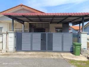 Loving Homestay Pantai Sepat, Kuantan