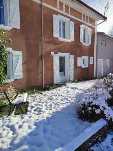 Appartements Appartement T3 avec jardin et parking privatifs : photos des chambres