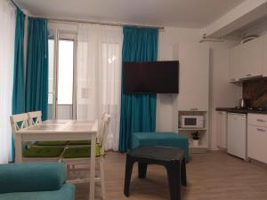 Apartamentul Turcoaz