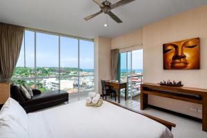 Karon Panorama Seaview 2 Bedroom Amazing Condo