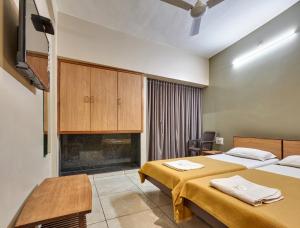 Hotel Pathik- NEAR CENTRAL BUS STAND