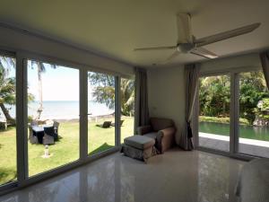 Dragon Sea View Villa