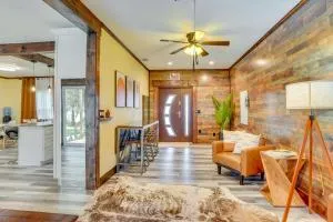 Stylish Waterfront Lake Wales Home Rental with Dock! - 莱克威尔士