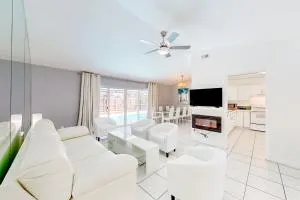 Seminole Chateau - Seminole