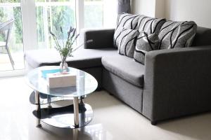 Grand avenue condo Soi Boaukow