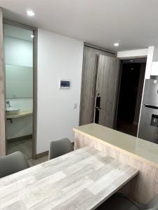 APARTAESTUDIO AMOBLADO