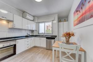 Parrot apartment El Medano