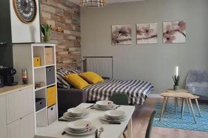 LEscale CDG aéroport, Stade de France, Parc des Exposition, PARIS