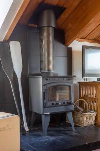 Surfers Palace Torquay 1 min walk to beach