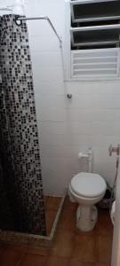 Conforto de copa na quadra da praia