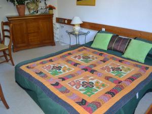 Studio rénové 4 pers, Arc 1800, proche pistes - FR-1-411-758