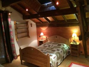 Chalet spacieux 8 pers, 3 chambres, cheminée, Wi-Fi, BBQ - FR-1-762-1