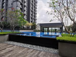 ANATOLI Geniehome 3BR FreeWifi Utropolis Shah Alam