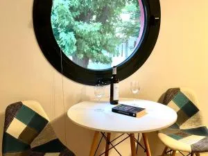 Central & Riverfront Room 1 - Proástion