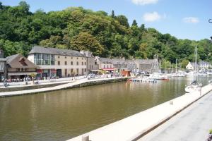 Appartements Au Fil De L'eau - Les Remparts : photos des chambres