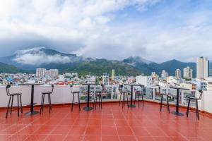 Minh Tuyết Luxury Hotel