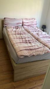 Smoke free small apartement with Garden View