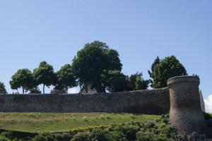 Appartements Au Fil De L'eau - Les Remparts : photos des chambres