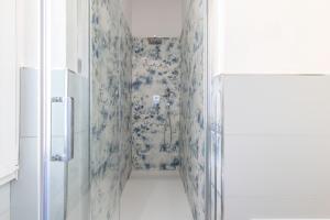 Quarzo Modern Rooms img52