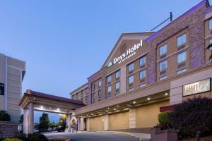 Days Hotel by Wyndham North Bergen