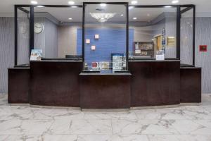 Days Hotel by Wyndham North Bergen