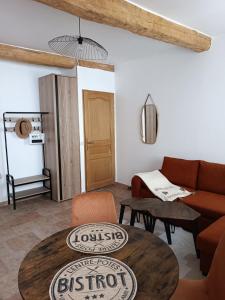 Appartements centre greoux : photos des chambres