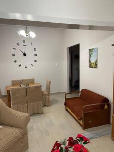 Rooms fbΓιώργος Πιπερης