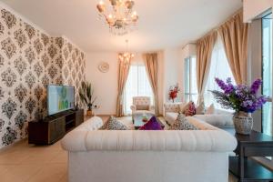 INA HOMES - Residences Tower 1 Upper Floor