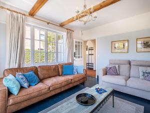 Villa in Koksijde near Zeedijk