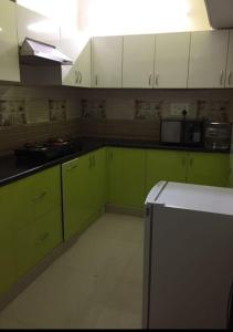 AR HOME STAY