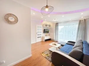 Apartament Neon - Chlebowo