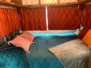 Tentes de luxe Caravane la Boheme : photos des chambres