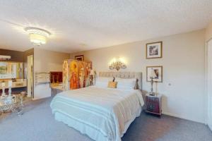 Jacuzzi Suite 206 at Tradewinds - 3hvězdičkové hotely ve městě Eureka Springs