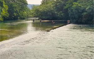 Maisons de vacances Nice Home In Pernes-Les-Fontaines : photos des chambres