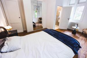 B&B / Chambres d'hotes Chateau La Croix De Millorit : photos des chambres