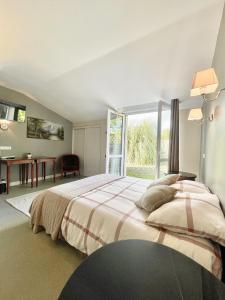 Maisons d'hotes Chateau de Laleard - Cottage : photos des chambres